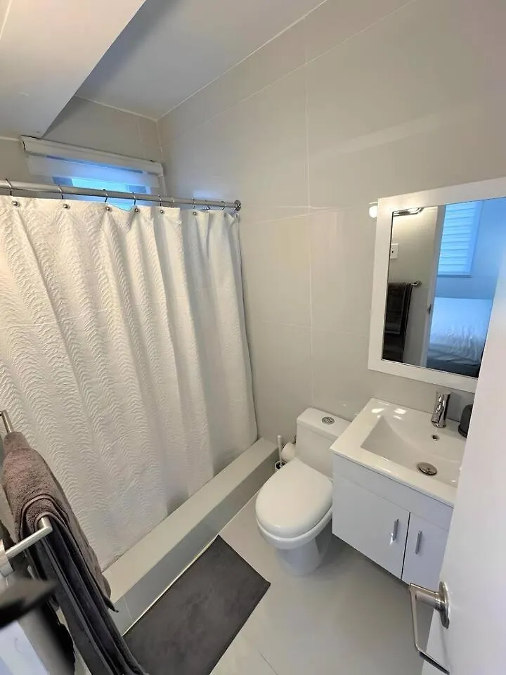Beautifully Renovated 3 Rooms Home I San Juan 0*,